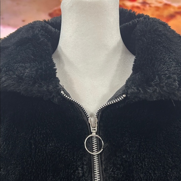 Black Faux Fur Women's Jacket size large (11-13) - Picture 3 of 10